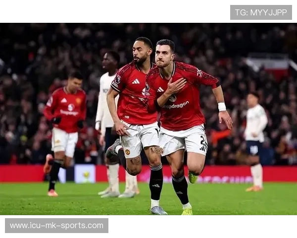 曼联利用对抗优势制造关键突破